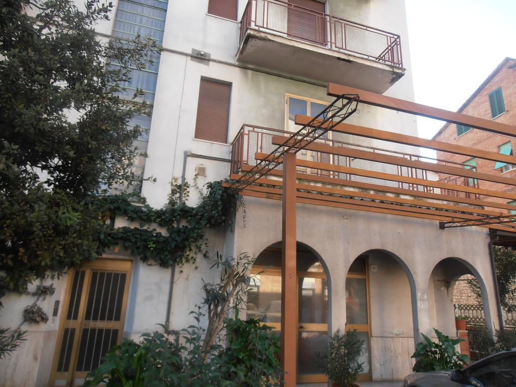Hotel Giusy Perugia Zewnętrze zdjęcie